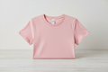 pink t short
